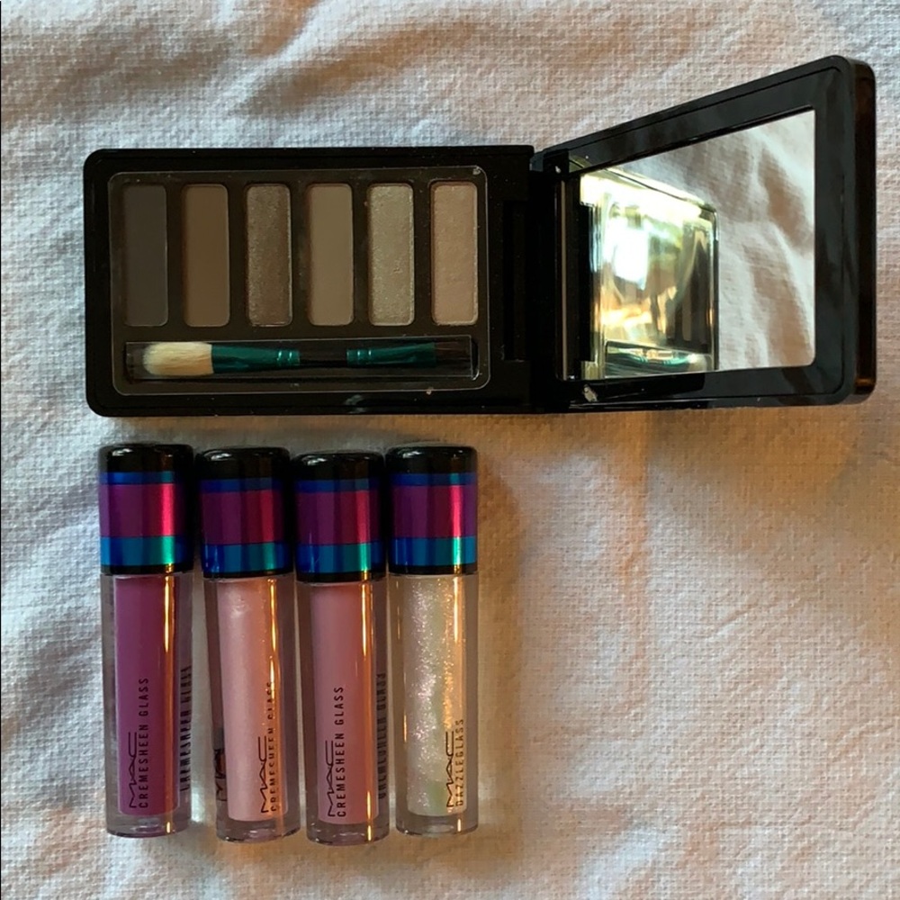 mac dazzleglass & eyeshadow bundle